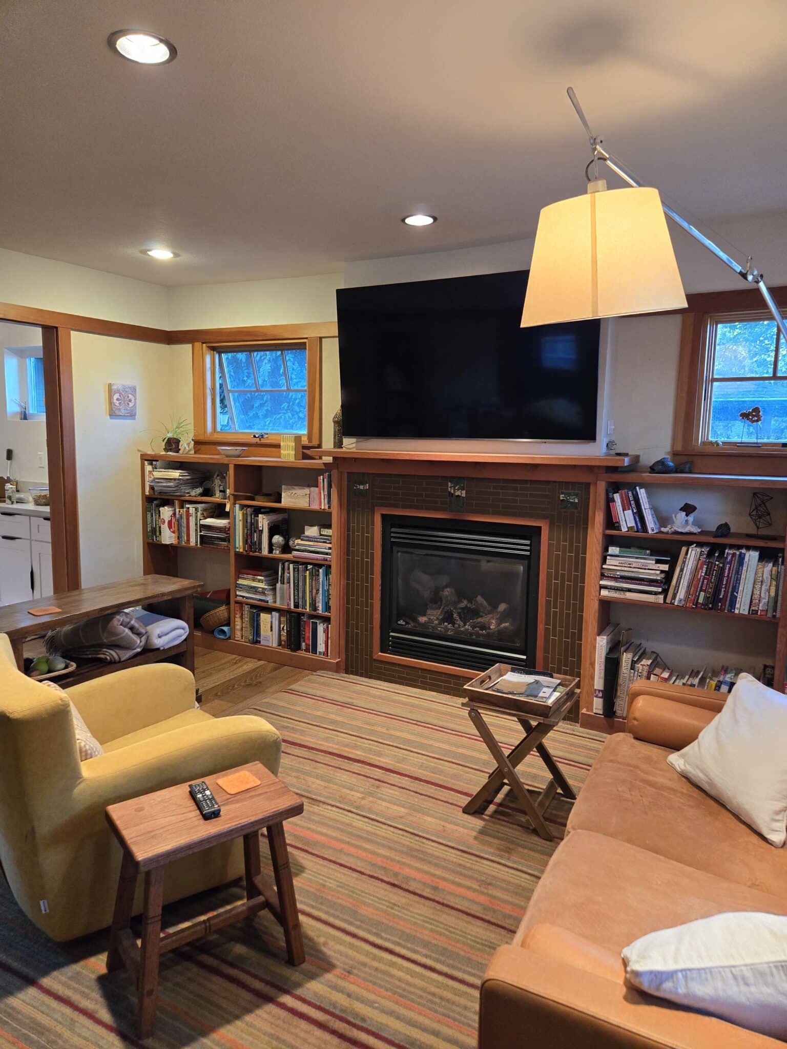 450BACS SebastopolCottage living room 20260603 192735